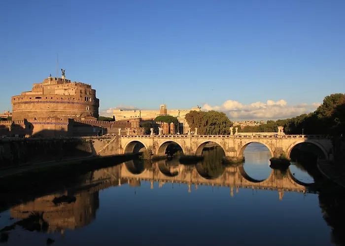 Vatican Domus 4*